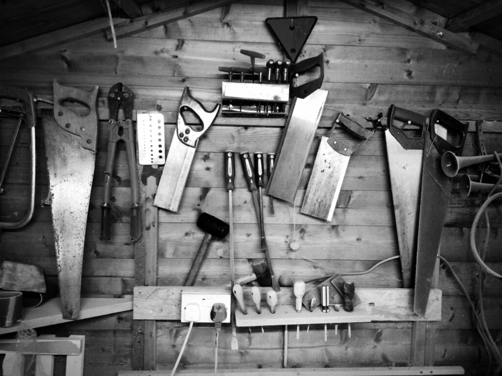 outils Cabane de jardin en bois
